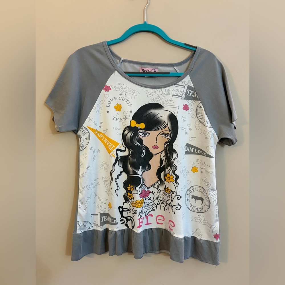 Betsy TW Loungewear & Sleepwear Y2K Girl Figure Graphic Print Short Sleeve Shirt